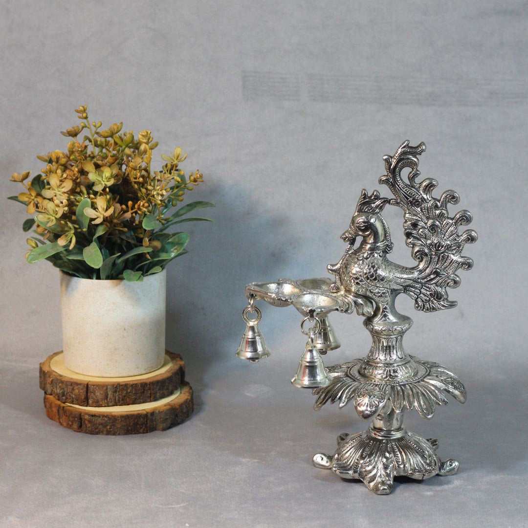 Metal 3 Diya Ghanti Peacock Samai oxd