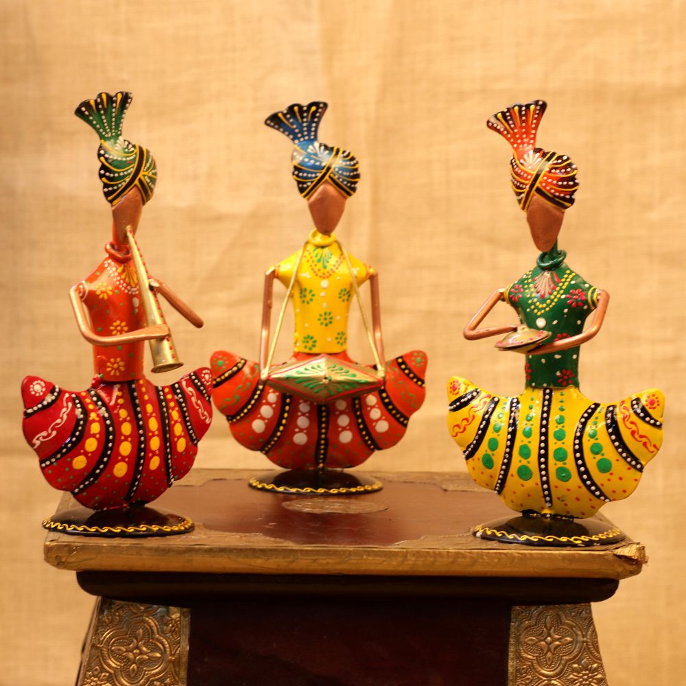 IRON PAINTED MUSICAL SITTING MAN MINI SET OF 3