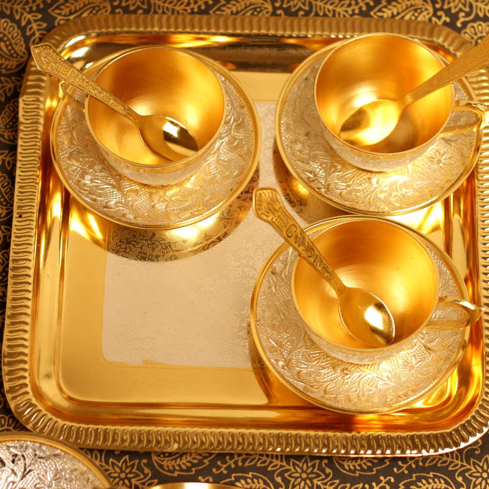TWO TONE 4 CUP SAUCER SET WITH SPOON AND TRAY