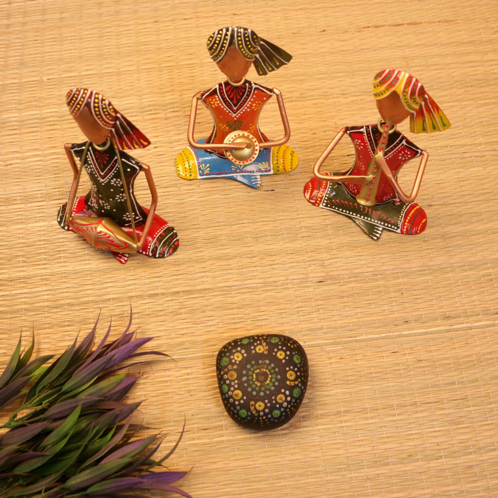 IRON PAINTED SITTING MUSICAL S/3