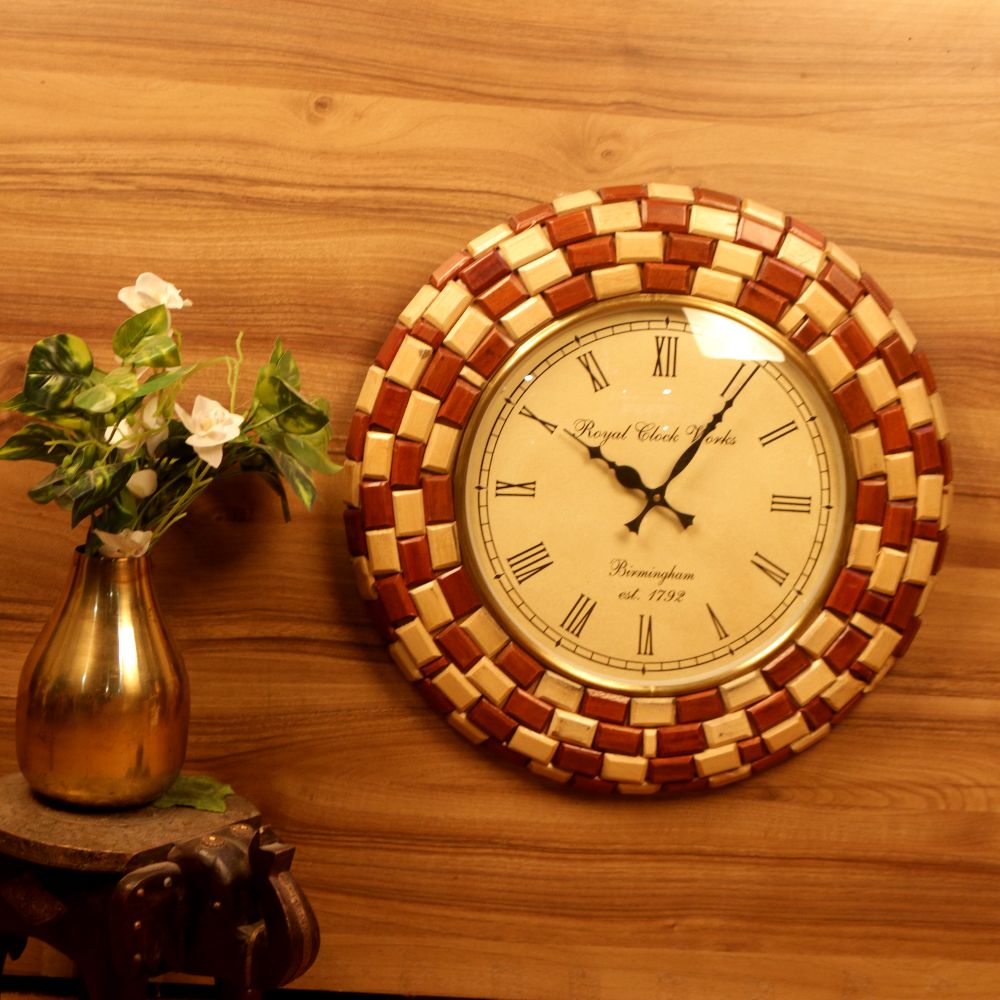 18 " ASSORTED CLOCK WOOD MOSIAC