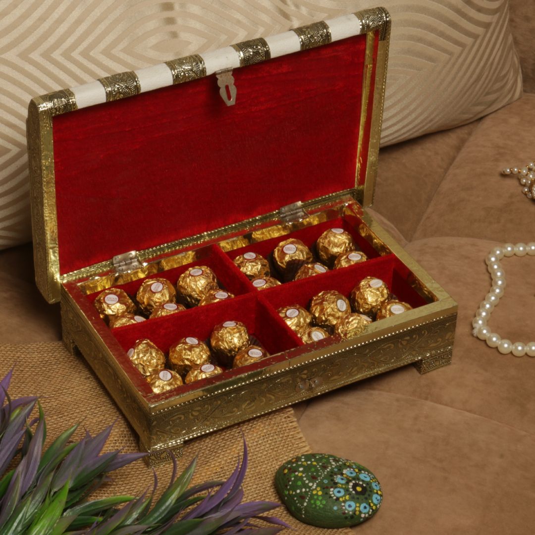08*12 REGZIN DRY FRUIT BOX WITH