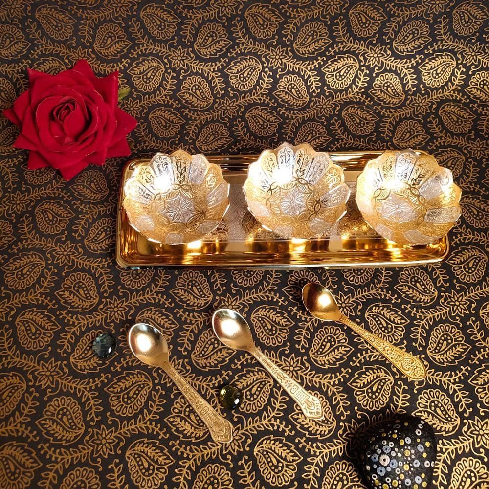 GOLDEN BRASS KAMAL CUTTING 3 PCS BOWL SET WITH SPOON & TRAY