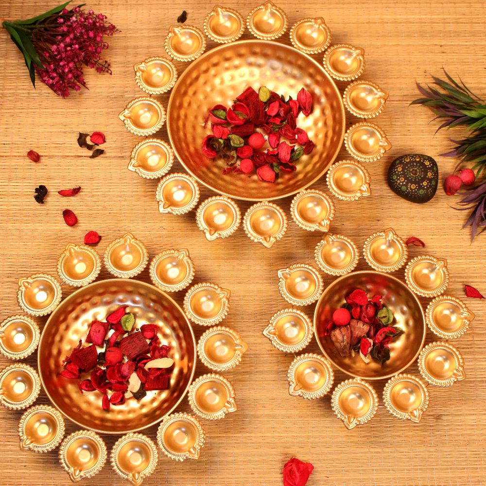 Diya Urli Set Of 3