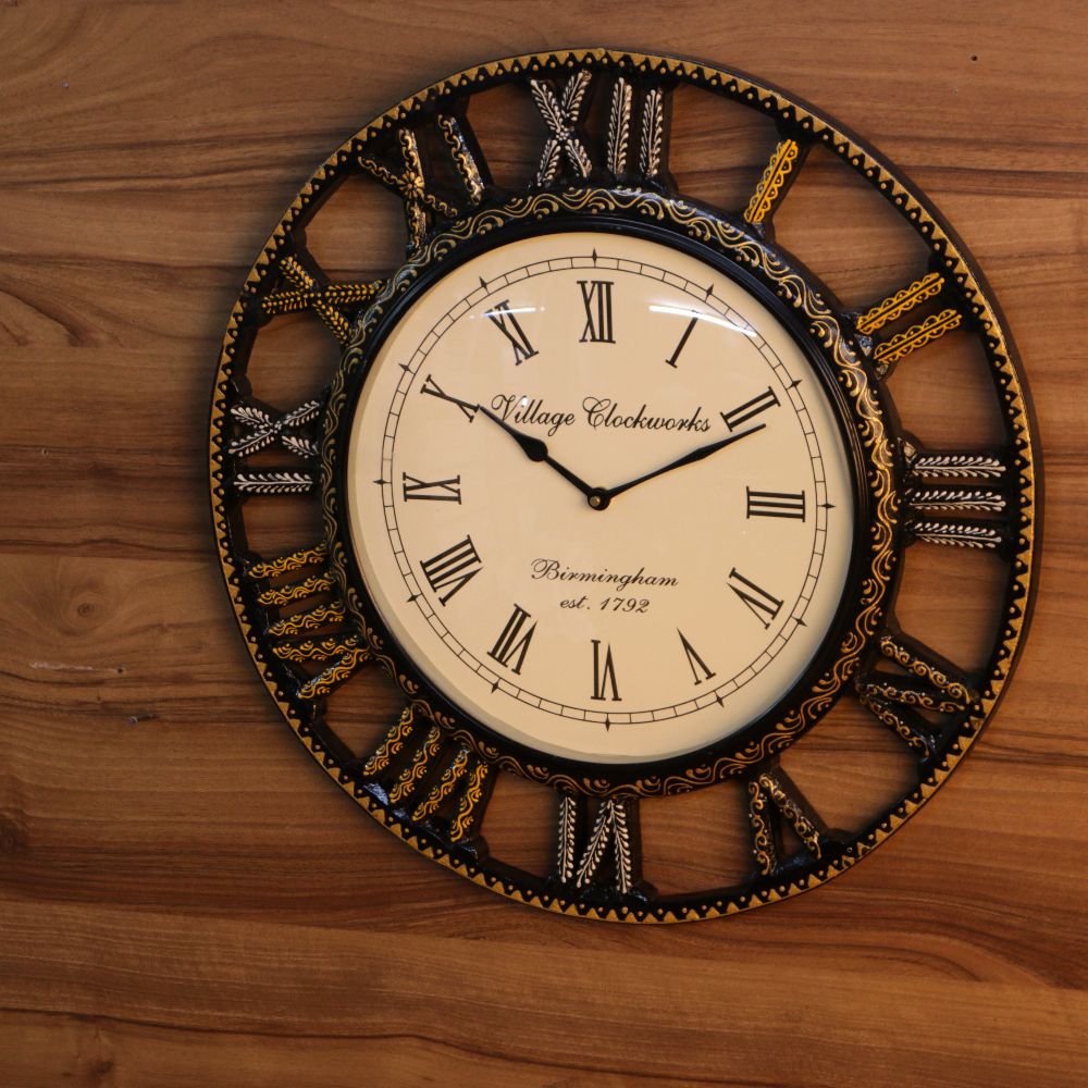 WOODEN AMBOZ PAINTING 18X18
