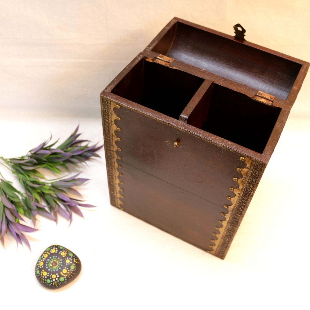 WOODEN BRASS WINE BOTTLE BOX 2